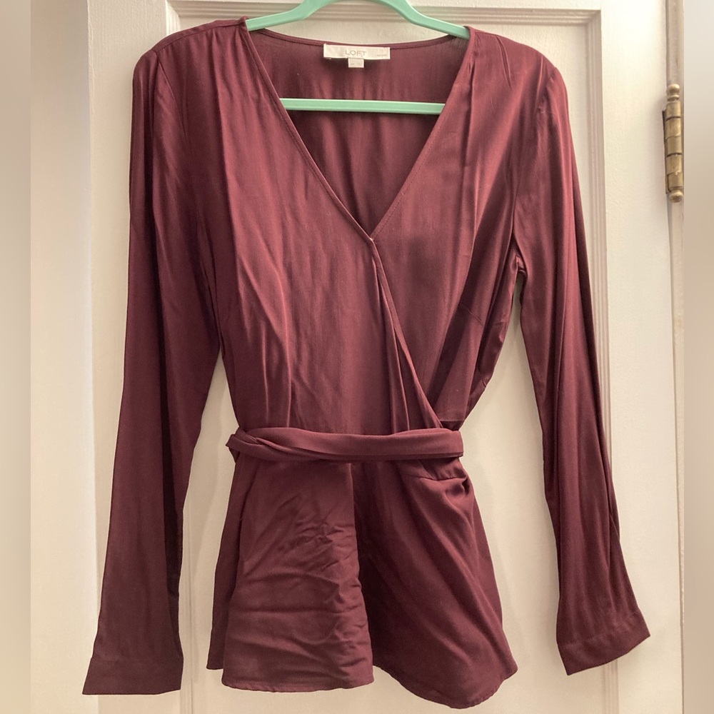 Loft Burgundy Wrap Top Size MP